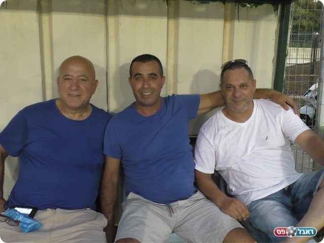 והצוות הניהולי. דמארי (מימין), סוסן וזנפט  (שקד מורג)